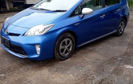 Toyota Prius, 2014 год, 1 410 000 рублей, 1 фотография