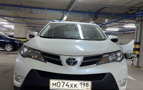 Toyota RAV4, 2014 год, 2 000 000 рублей, 1 фотография