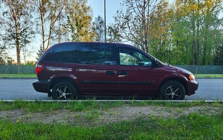 Chrysler Voyager IV, 2001 год, 450 000 рублей, 17 фотография
