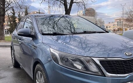 KIA Rio III рестайлинг, 2013 год, 970 000 рублей, 3 фотография