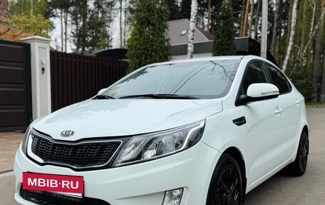 KIA Rio III рестайлинг, 2012 год, 989 000 рублей, 11 фотография