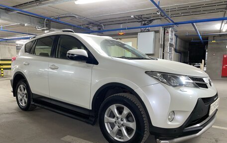 Toyota RAV4, 2014 год, 2 000 000 рублей, 3 фотография