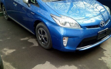 Toyota Prius, 2014 год, 1 410 000 рублей, 10 фотография