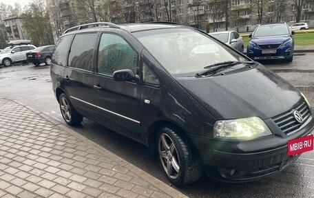 Volkswagen Sharan I рестайлинг, 2001 год, 490 000 рублей, 2 фотография