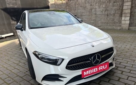 Mercedes-Benz A-Класс, 2018 год, 2 300 000 рублей, 2 фотография