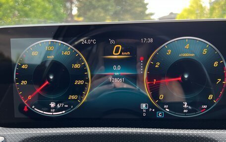 Mercedes-Benz A-Класс, 2018 год, 2 300 000 рублей, 13 фотография