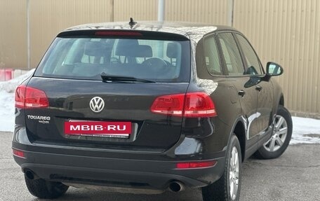 Volkswagen Touareg III, 2011 год, 2 100 000 рублей, 7 фотография