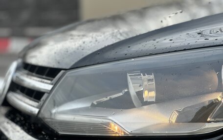 Volkswagen Touareg III, 2011 год, 2 100 000 рублей, 23 фотография