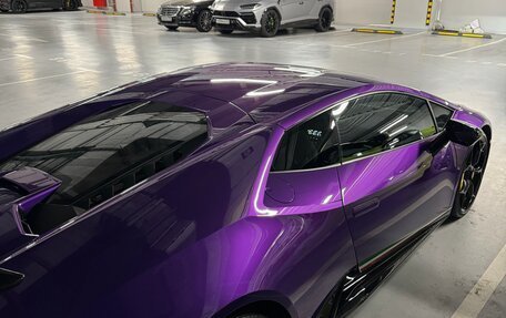 Lamborghini Huracán, 2019 год, 30 000 000 рублей, 9 фотография