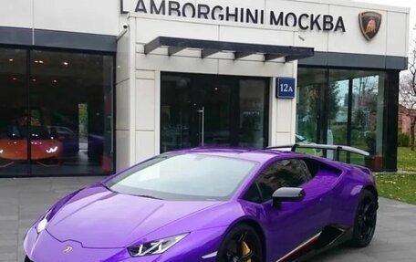 Lamborghini Huracán, 2019 год, 30 000 000 рублей, 19 фотография