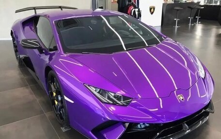 Lamborghini Huracán, 2019 год, 30 000 000 рублей, 21 фотография