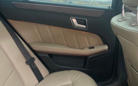 Mercedes-Benz E-Класс, 2012 год, 1 790 000 рублей, 7 фотография