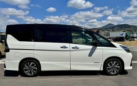 Nissan Serena IV, 2022 год, 1 835 000 рублей, 6 фотография