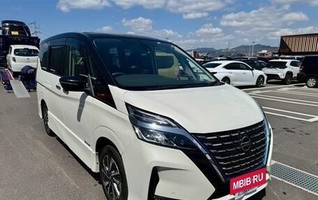 Nissan Serena IV, 2022 год, 1 835 000 рублей, 2 фотография