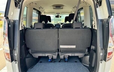 Nissan Serena IV, 2022 год, 1 835 000 рублей, 16 фотография