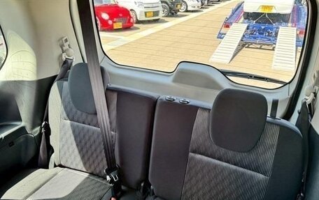 Nissan Serena IV, 2022 год, 1 835 000 рублей, 15 фотография