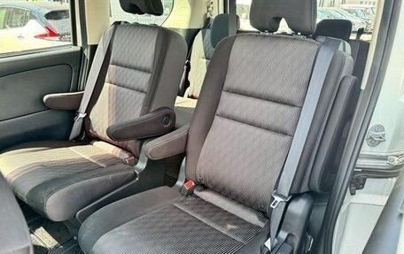 Nissan Serena IV, 2022 год, 1 835 000 рублей, 13 фотография