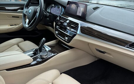 BMW 5 серия, 2018 год, 3 850 000 рублей, 3 фотография
