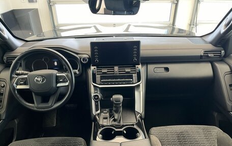 Toyota Land Cruiser, 2023 год, 11 100 000 рублей, 8 фотография