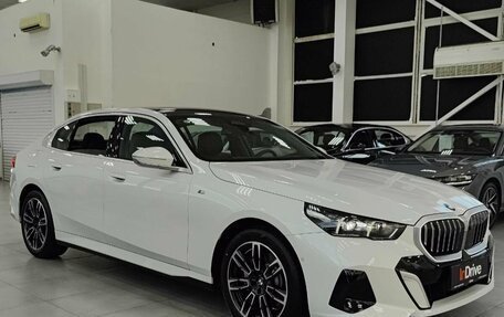 BMW 5 серия, 2024 год, 9 099 000 рублей, 3 фотография