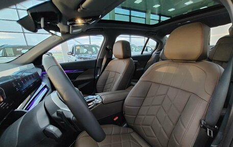 BMW 5 серия, 2024 год, 9 099 000 рублей, 8 фотография