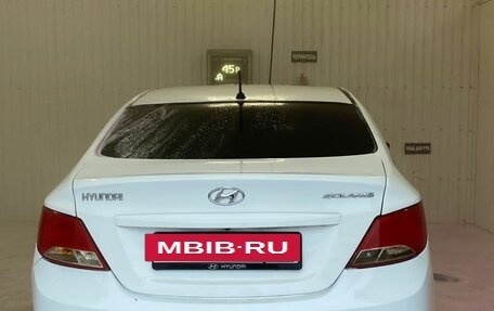 Hyundai Solaris II рестайлинг, 2011 год, 700 000 рублей, 12 фотография