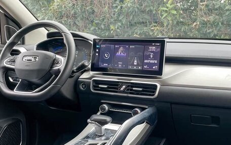 Geely Coolray I, 2022 год, 1 230 000 рублей, 8 фотография