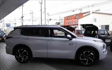 Mitsubishi Outlander, 2022 год, 2 790 099 рублей, 4 фотография