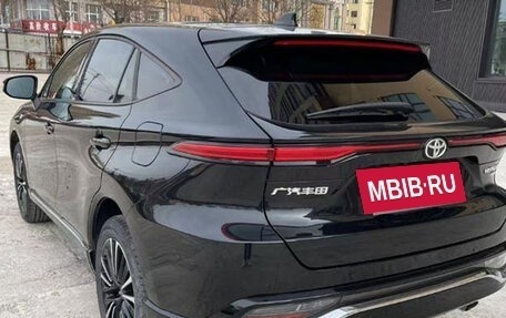 Toyota Venza, 2022 год, 2 850 000 рублей, 9 фотография
