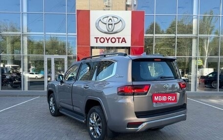 Toyota Land Cruiser, 2023 год, 12 700 000 рублей, 9 фотография