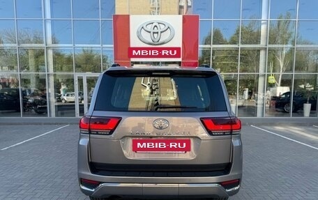 Toyota Land Cruiser, 2023 год, 12 700 000 рублей, 8 фотография
