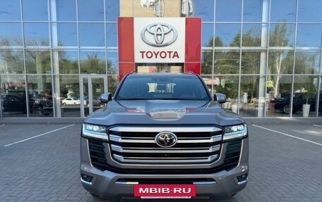 Toyota Land Cruiser, 2023 год, 12 700 000 рублей, 2 фотография