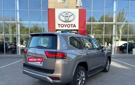 Toyota Land Cruiser, 2023 год, 12 700 000 рублей, 7 фотография