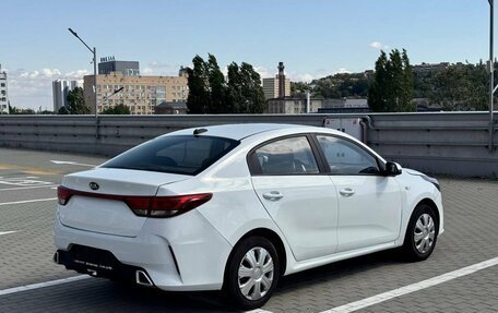 KIA Rio IV, 2020 год, 1 120 000 рублей, 4 фотография