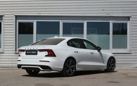 Volvo S60 III, 2019 год, 2 900 000 рублей, 9 фотография