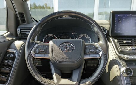 Toyota Land Cruiser, 2021 год, 10 300 000 рублей, 16 фотография