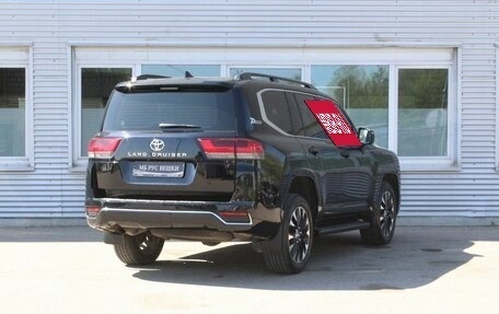 Toyota Land Cruiser, 2021 год, 10 300 000 рублей, 10 фотография