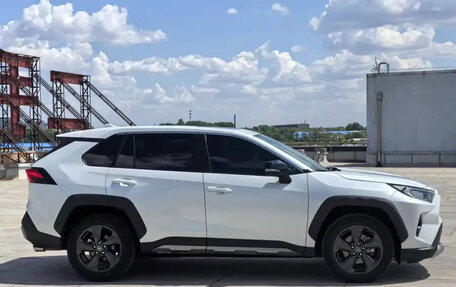 Toyota RAV4, 2022 год, 2 490 099 рублей, 4 фотография