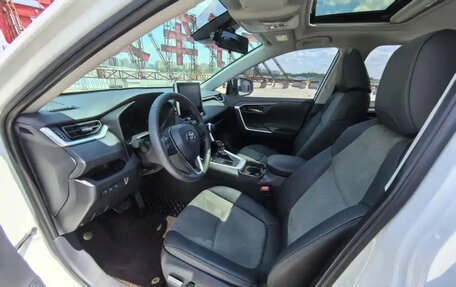 Toyota RAV4, 2022 год, 2 490 099 рублей, 14 фотография