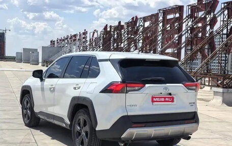 Toyota RAV4, 2022 год, 2 490 099 рублей, 7 фотография