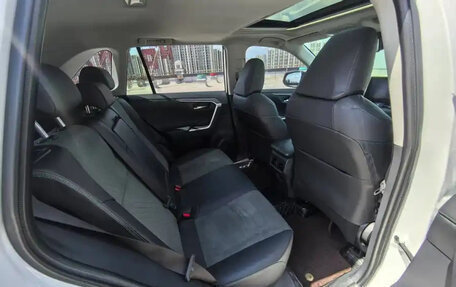 Toyota RAV4, 2022 год, 2 490 099 рублей, 22 фотография