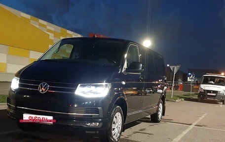 Volkswagen Caravelle T6 рестайлинг, 2017 год, 2 850 000 рублей, 15 фотография