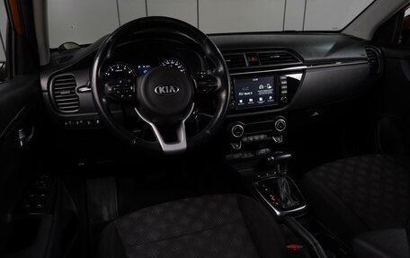 KIA Rio IV, 2018 год, 1 470 000 рублей, 6 фотография