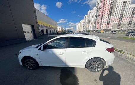 Chevrolet Cruze II, 2013 год, 830 000 рублей, 3 фотография