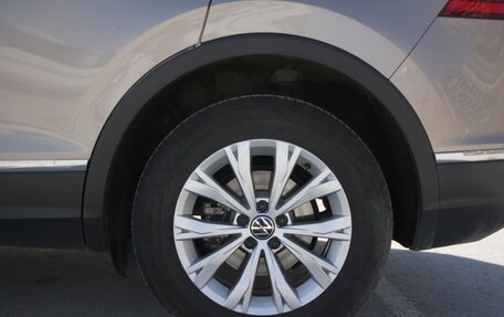 Volkswagen Tiguan II, 2021 год, 3 250 000 рублей, 27 фотография