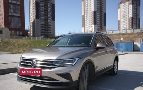 Volkswagen Tiguan II, 2021 год, 3 250 000 рублей, 25 фотография