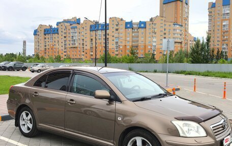 Toyota Avensis III рестайлинг, 2006 год, 875 000 рублей, 31 фотография