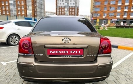 Toyota Avensis III рестайлинг, 2006 год, 875 000 рублей, 29 фотография