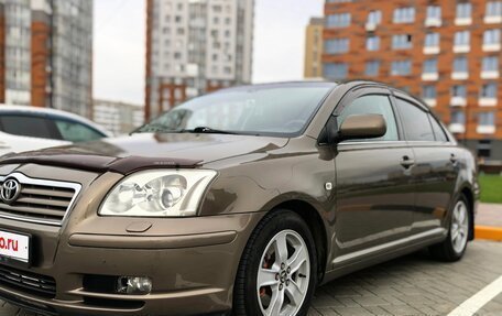 Toyota Avensis III рестайлинг, 2006 год, 875 000 рублей, 40 фотография