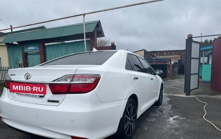 Toyota Camry, 2017 год, 2 410 000 рублей, 3 фотография